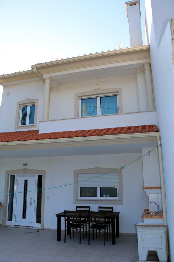 Alice'S House Villa Nazaré Eksteriør bilde